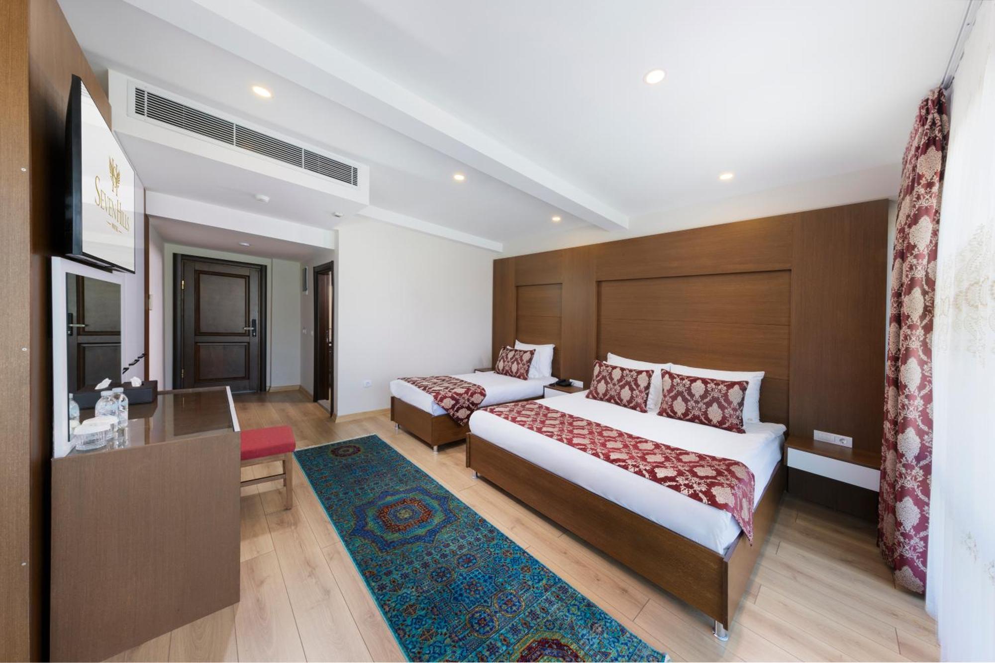 เซเวนฮิลล์ โฮเต็ล Hotel อิสตันบูล ภายนอก รูปภาพ