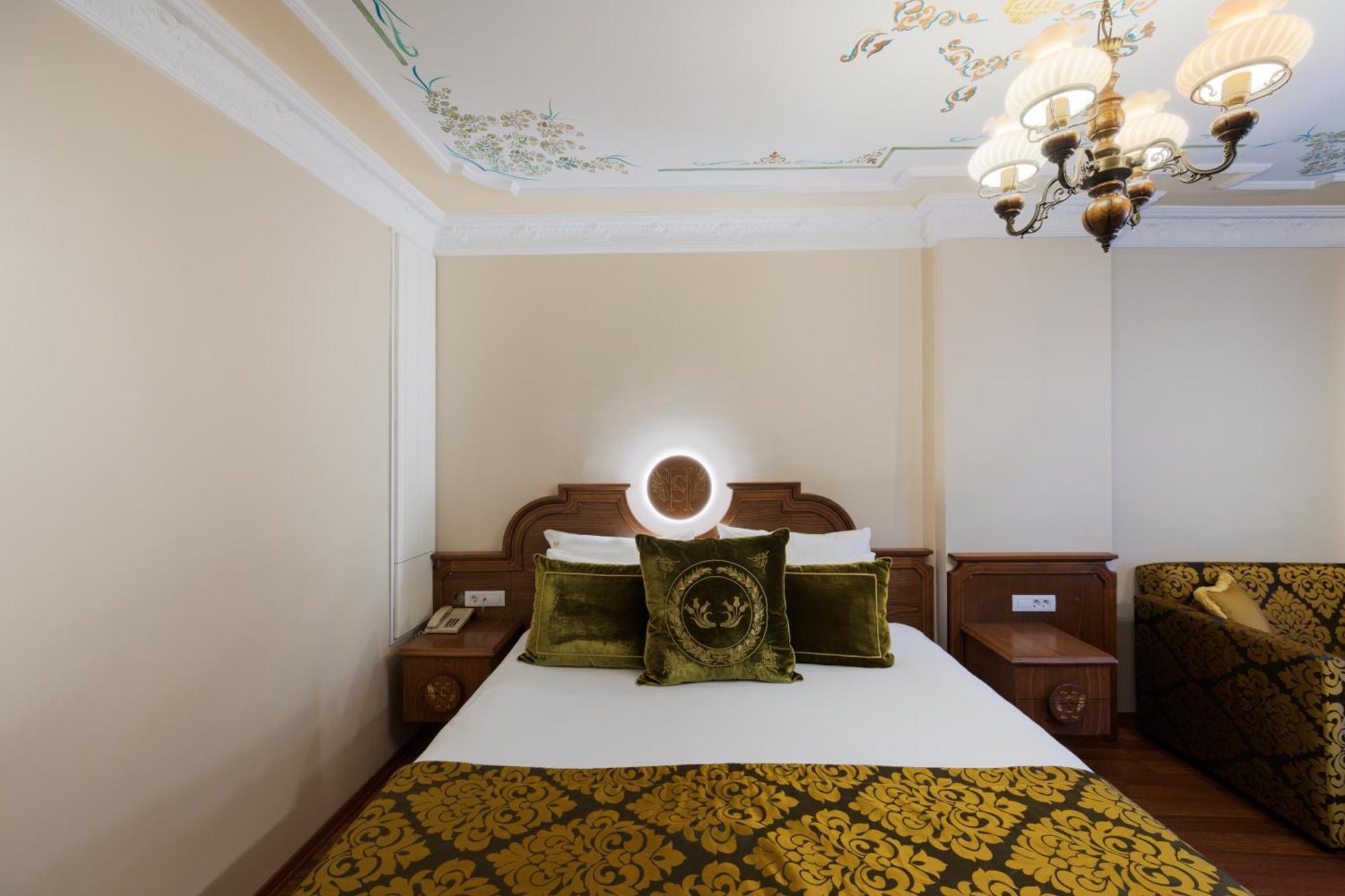 เซเวนฮิลล์ โฮเต็ล Hotel อิสตันบูล ภายนอก รูปภาพ