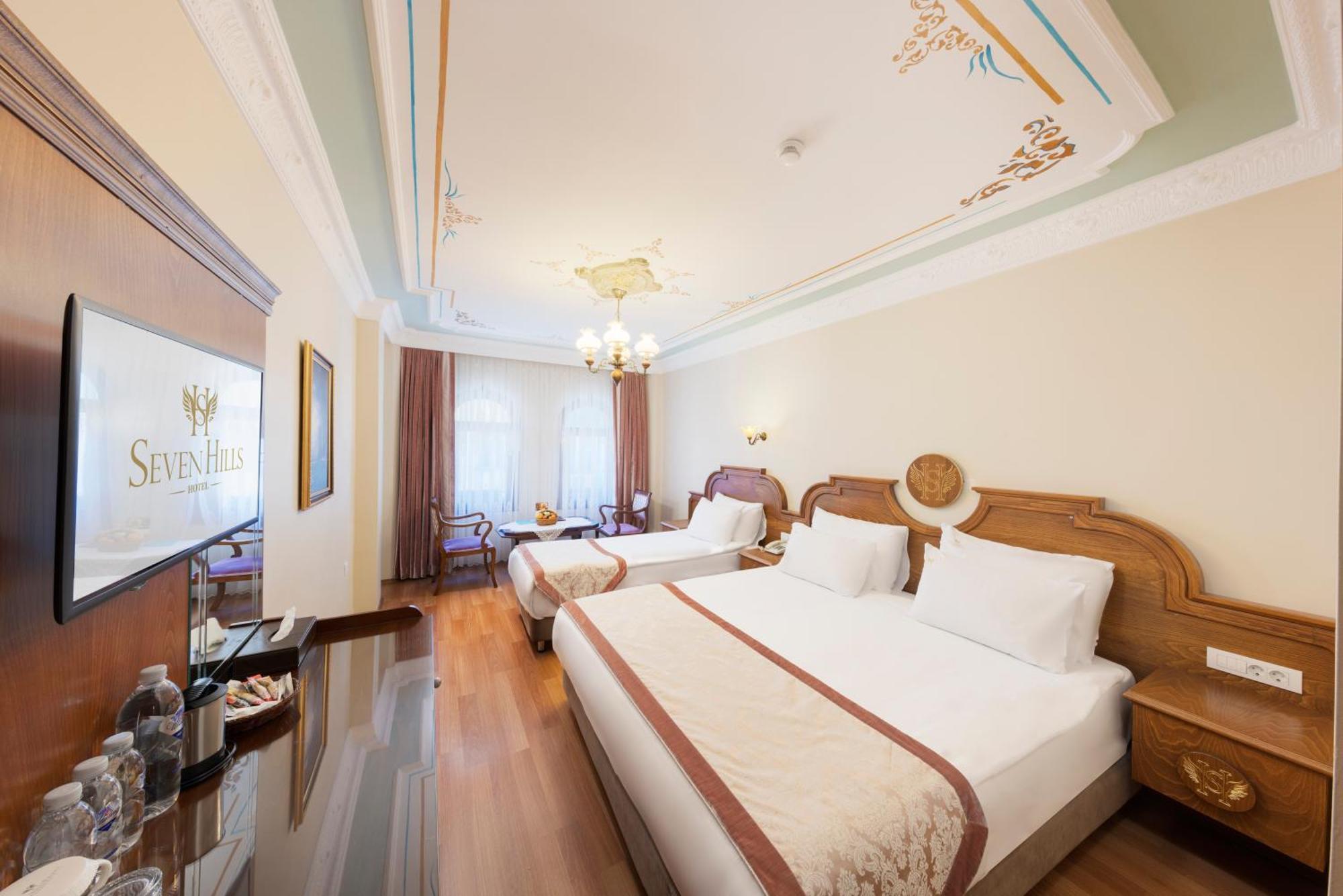 เซเวนฮิลล์ โฮเต็ล Hotel อิสตันบูล ภายนอก รูปภาพ